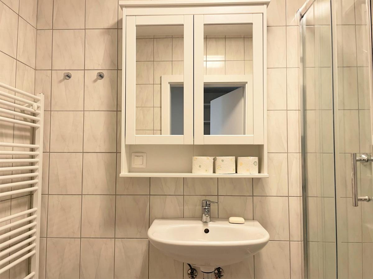 Holiday Suites Sankt Martin Klagenfurt am Woerthersee Dış mekan fotoğraf