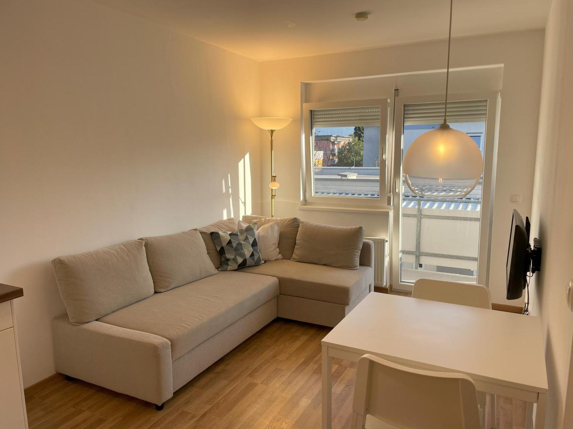 Holiday Suites Sankt Martin Klagenfurt am Woerthersee Dış mekan fotoğraf